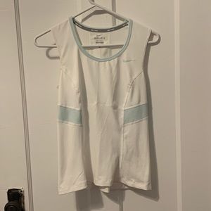Size small Nike workout sleeveless tank